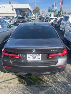 2022 BMW 530 i