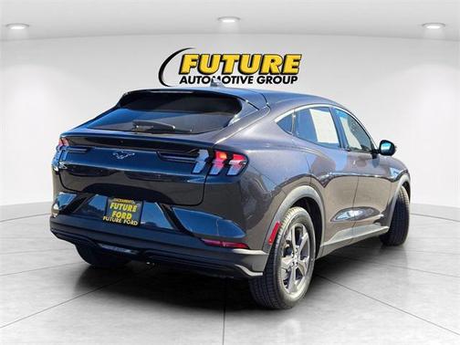 2022 Ford Mustang Mach-E Select