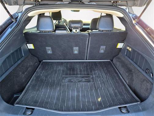 2022 Ford Mustang Mach-E Select