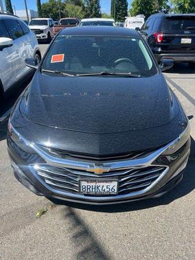 Mosaic Black Metallic 2019 Chevrolet Malibu LT
