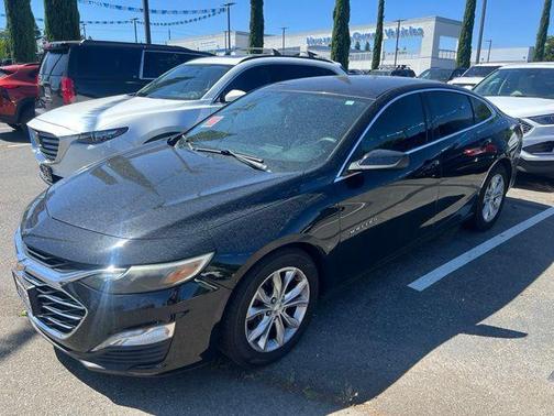 Mosaic Black Metallic 2019 Chevrolet Malibu LT
