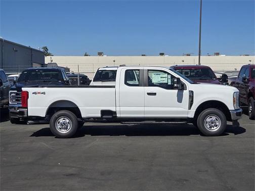 2025 Ford F-250 XLT