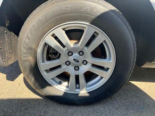 Ingot Silver 2012 Ford Edge SE