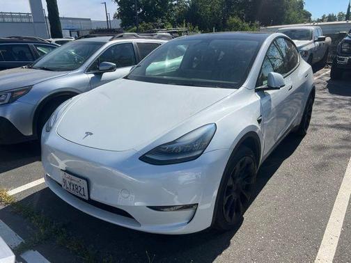 2021 Tesla Model Y Long Range Dual Motor All-Wheel Drive