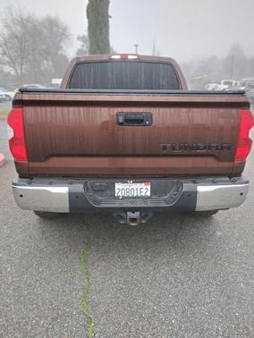 2017 Toyota Tundra SR5