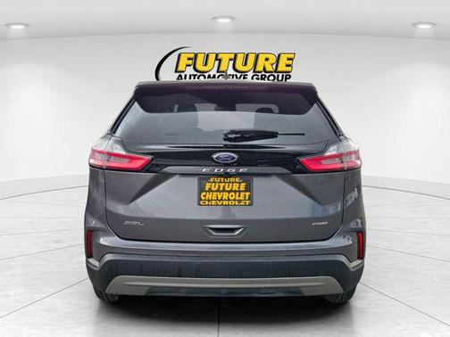 Carbonized Gray Metallic 2024 Ford Edge SEL