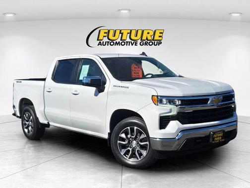 Summit White 2022 Chevrolet Silverado 1500 LT