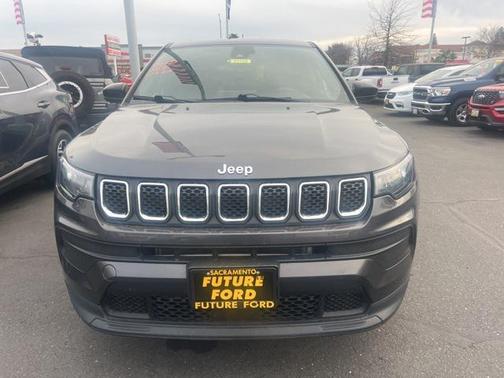 2023 Jeep Compass Sport