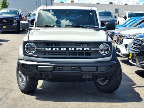 Avalanche Gray 2026 Ford Bronco Big Bend