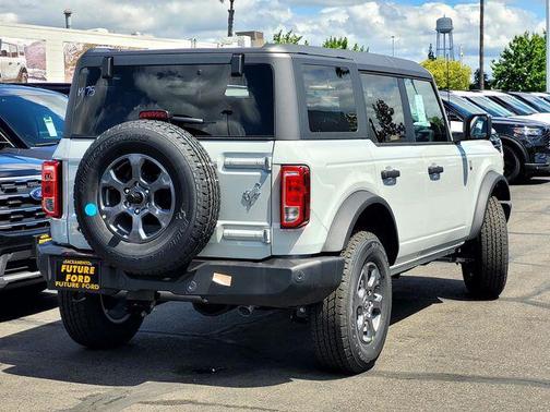 Avalanche Gray 2026 Ford Bronco Big Bend