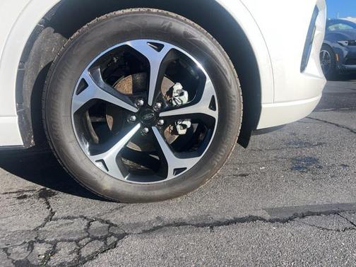 2023 Ford Escape ST-Line Elite