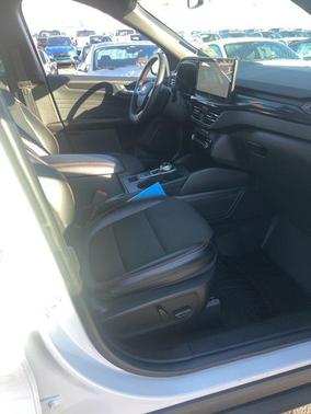 2023 Ford Escape ST-Line Elite