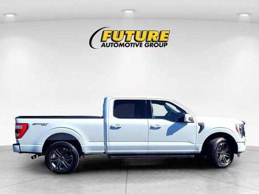 Space White Metallic 2022 Ford F-150 Lariat