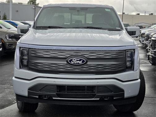 2025 Ford F-150 Lightning LARIAT