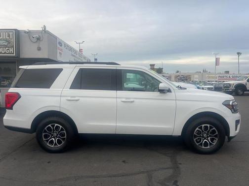 2022 Ford Expedition XLT