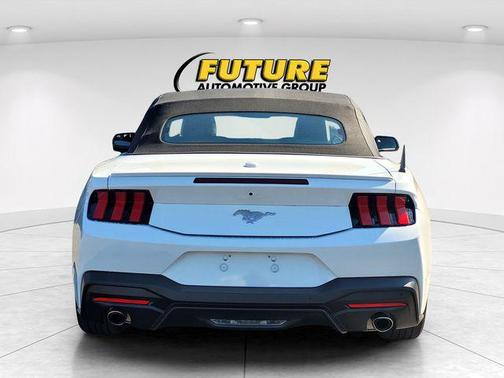 Oxford White 2025 Ford Mustang EcoBoost Premium
