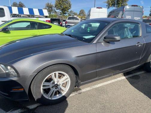 2014 Ford Mustang V6