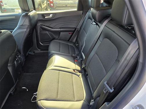 2025 Ford Escape PHEV SE