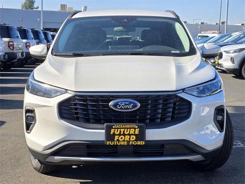2025 Ford Escape PHEV SE