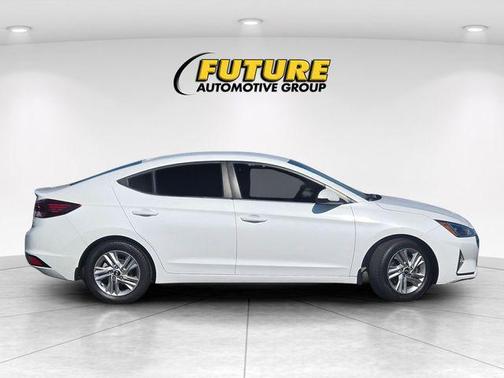 Quartz White Pearl 2020 Hyundai ELANTRA SEL