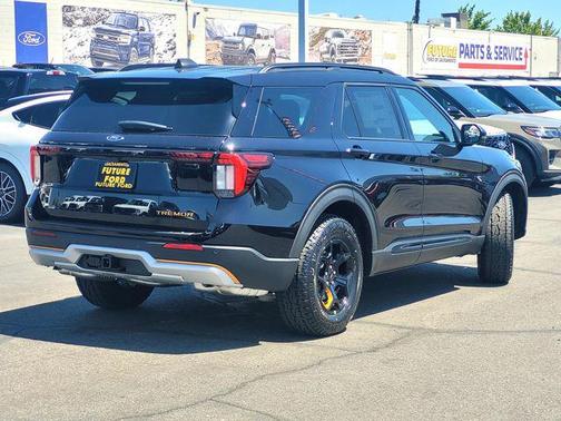 Agate Black Metallic 2026 Ford Explorer Tremor