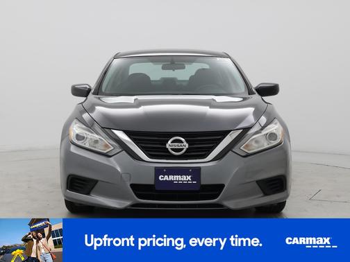 Gray 2016 Nissan Altima S