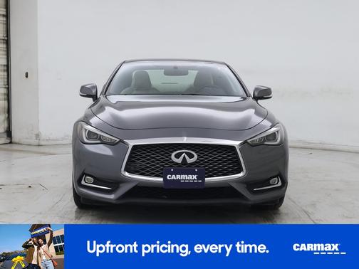 2017 INFINITI Q60 Premium