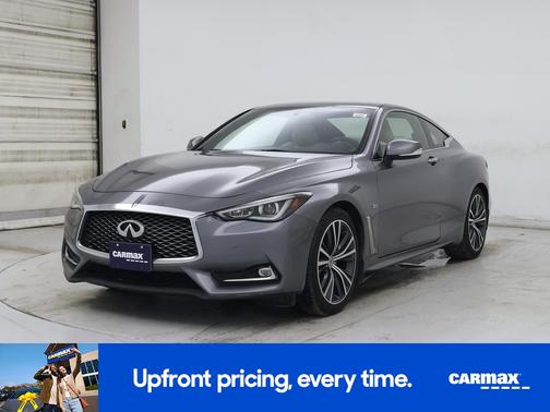 2017 INFINITI Q60 Premium