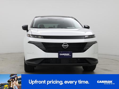 White 2025 Nissan Murano SL