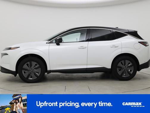 White 2025 Nissan Murano SL