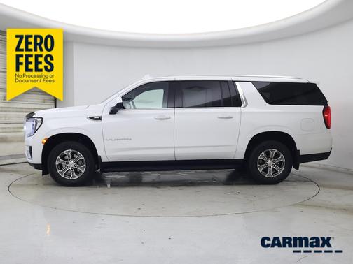 White 2023 GMC Yukon XL SLE