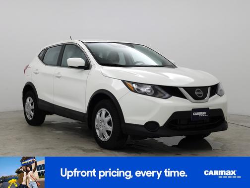 White 2018 Nissan Rogue Sport S