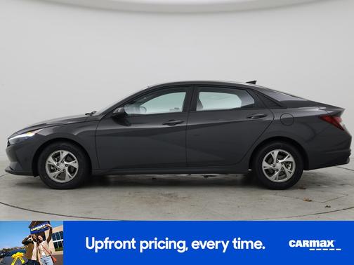 2023 Hyundai ELANTRA SE