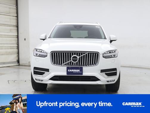 White 2023 Volvo XC90 B6 Plus