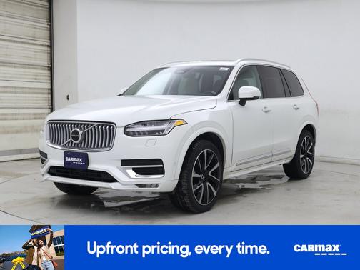 White 2023 Volvo XC90 B6 Plus