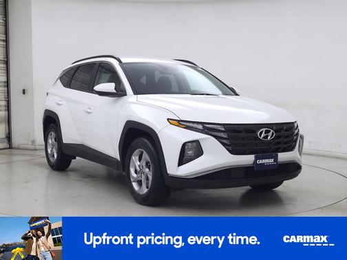White 2024 Hyundai TUCSON SEL
