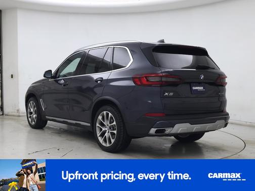 Blue 2022 BMW X5 xDrive40i