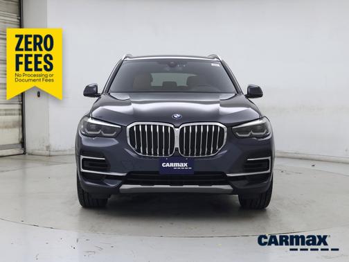 Blue 2022 BMW X5 xDrive40i