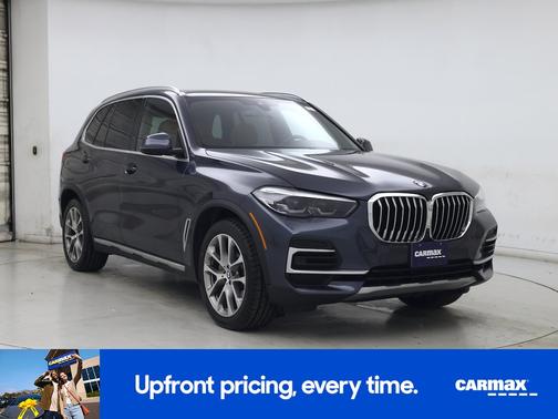 Blue 2022 BMW X5 xDrive40i