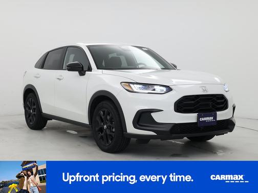 White 2024 Honda HR-V LX