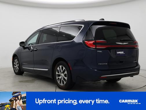 2023 Chrysler Pacifica Hybrid Pinnacle