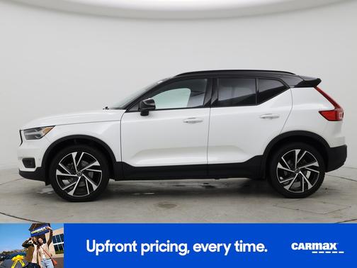 2021 Volvo XC40 T5 R-Design