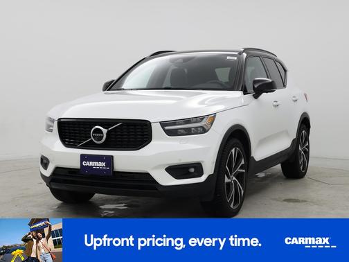 2021 Volvo XC40 T5 R-Design