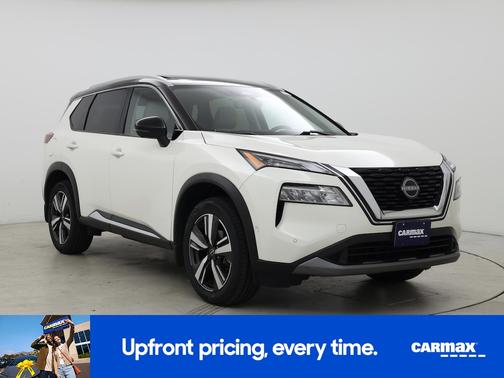 White 2023 Nissan Rogue SL