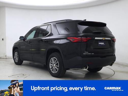 Black 2023 Chevrolet Traverse LT Cloth
