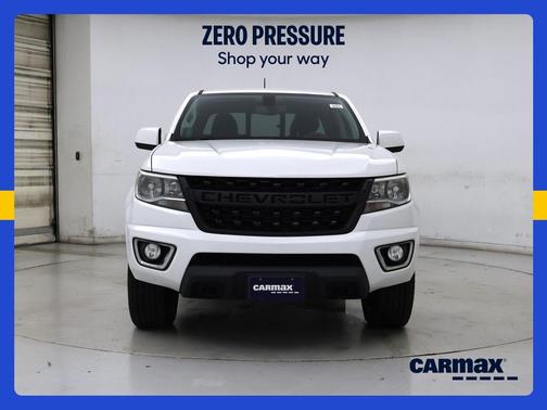 White 2020 Chevrolet Colorado LT