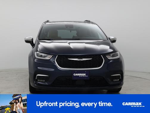 2023 Chrysler Pacifica Hybrid Pinnacle