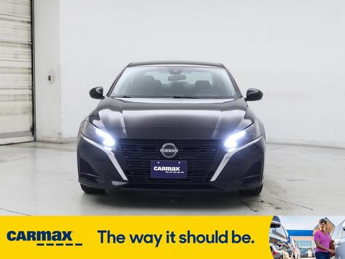 2023 Nissan Altima SV