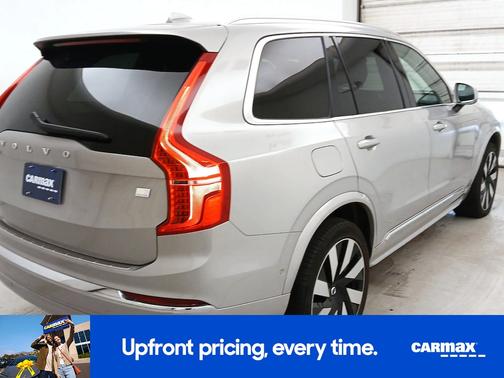 2024 Volvo XC90 Recharge Plug-In Hybrid T8 Plus Bright Theme