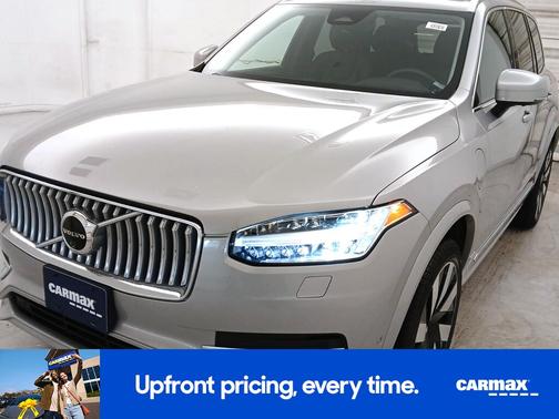 2024 Volvo XC90 Recharge Plug-In Hybrid T8 Plus Bright Theme